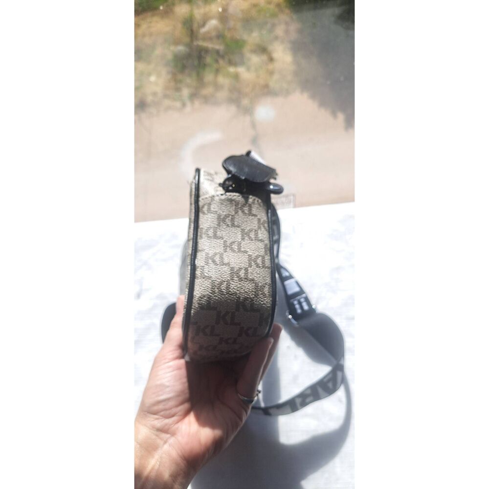 Karl Lagerfeld Paris K/Ikonik Monogram Crossbody Bag Black Beige Camera Purse - Picture 4 of 8
